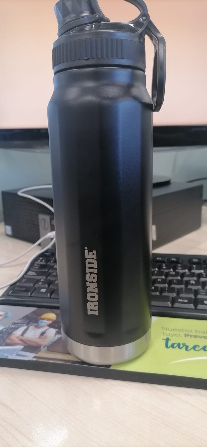 Customer photo review of Botella de Agua Térmica 800 ml IRONSIDE