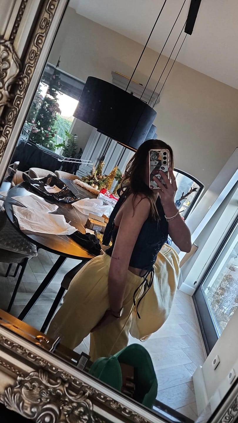 Customer photo review of GATED COMMUNITY STRAIGHT LEG SWEATPANTS BUTTER YELLOW
