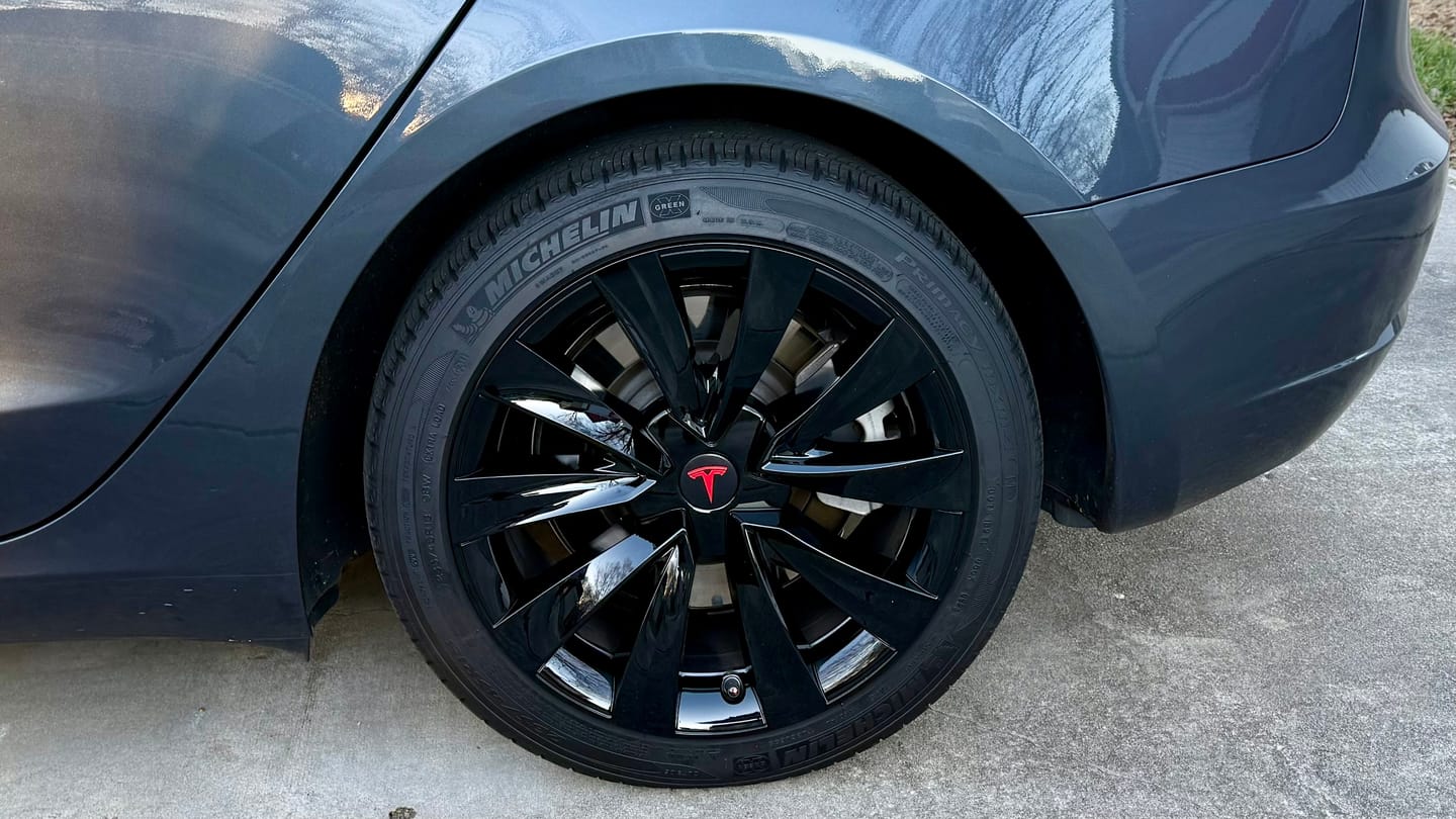 Customer photo review of Aero Wheel Covers 18" for Tesla Model 3 (2017-2023) - Sleek Helix 2.0 Design (4-Pack)
