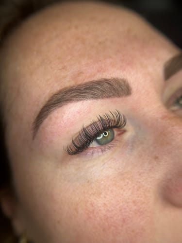 Customer photo review of Ellipse Flat Lashes 0.20