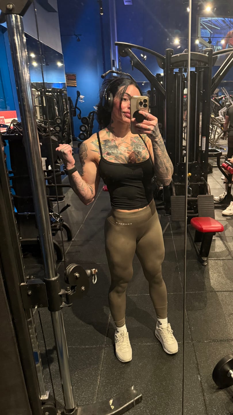 Customer photo review of W220 - Core Seamless Leggings