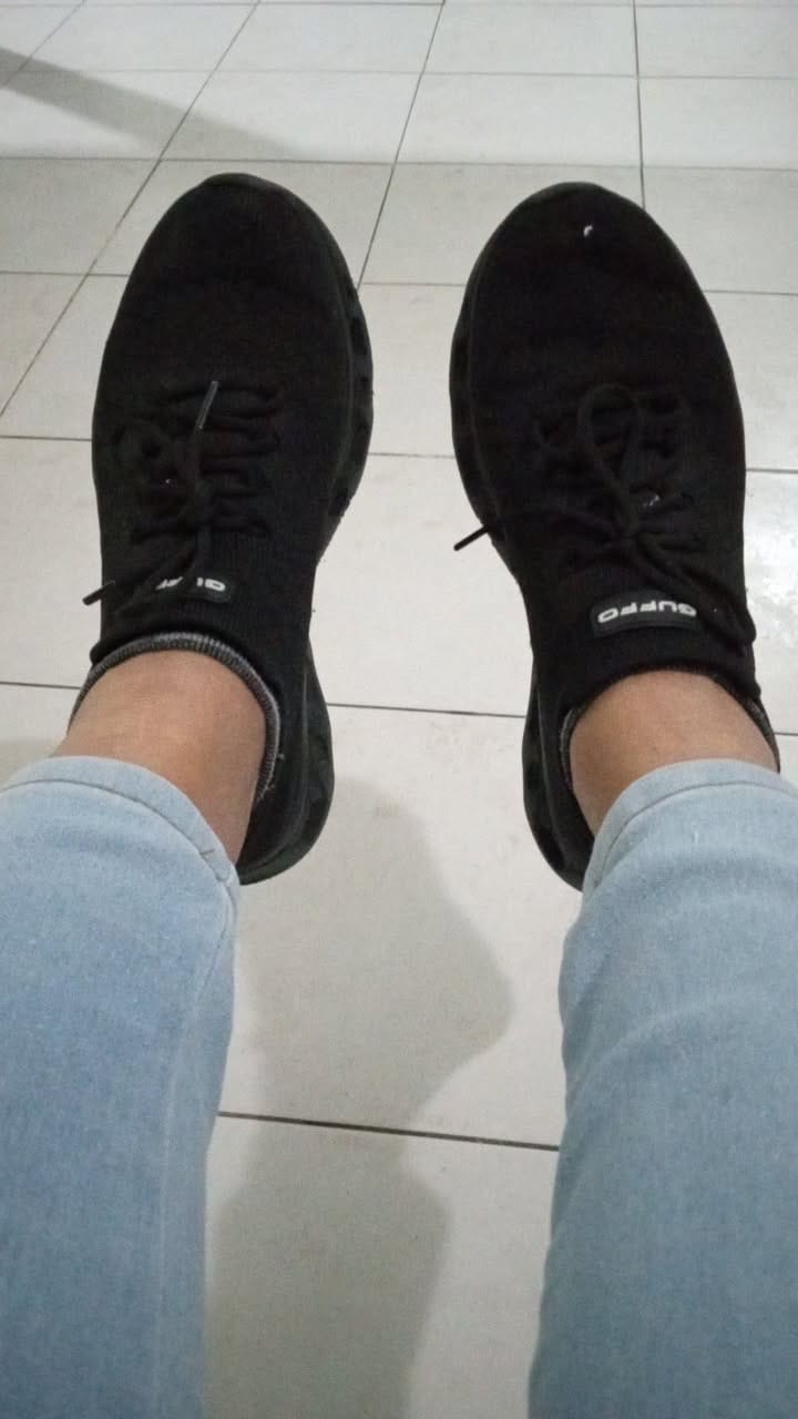Customer photo review of GUFFO NOVA | Tenis ergonómicos de alto confort