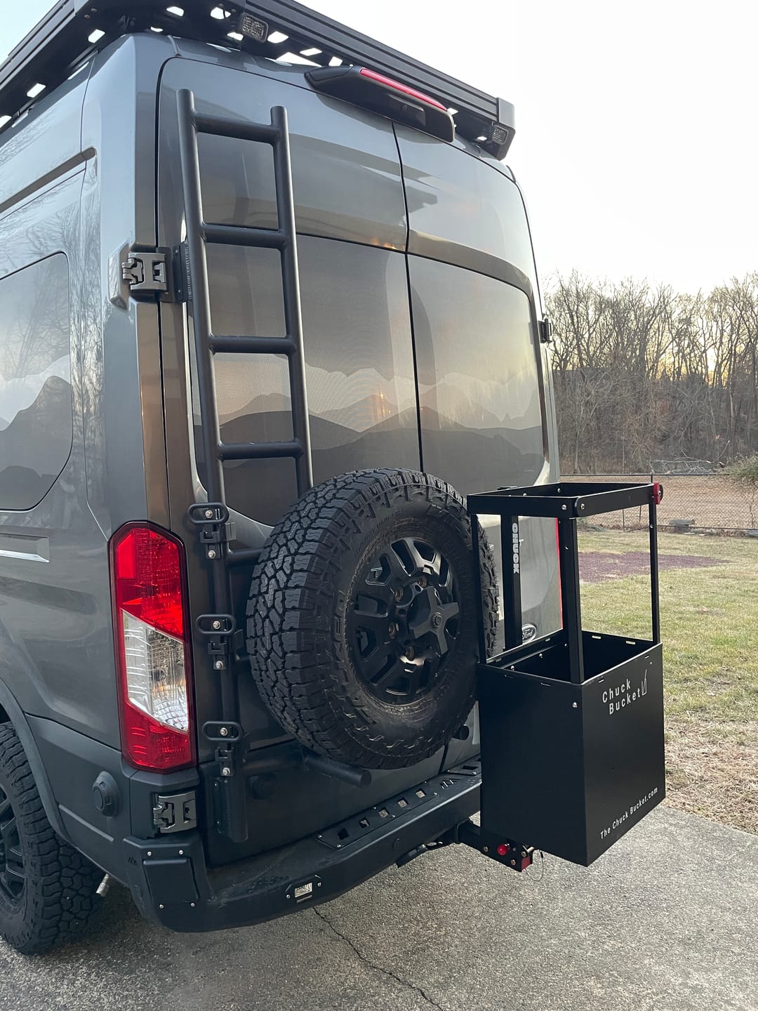 Customer photo review of PREORDER: Chuck Bucket Hitch-Mounted Ski & Snowboard Carrier