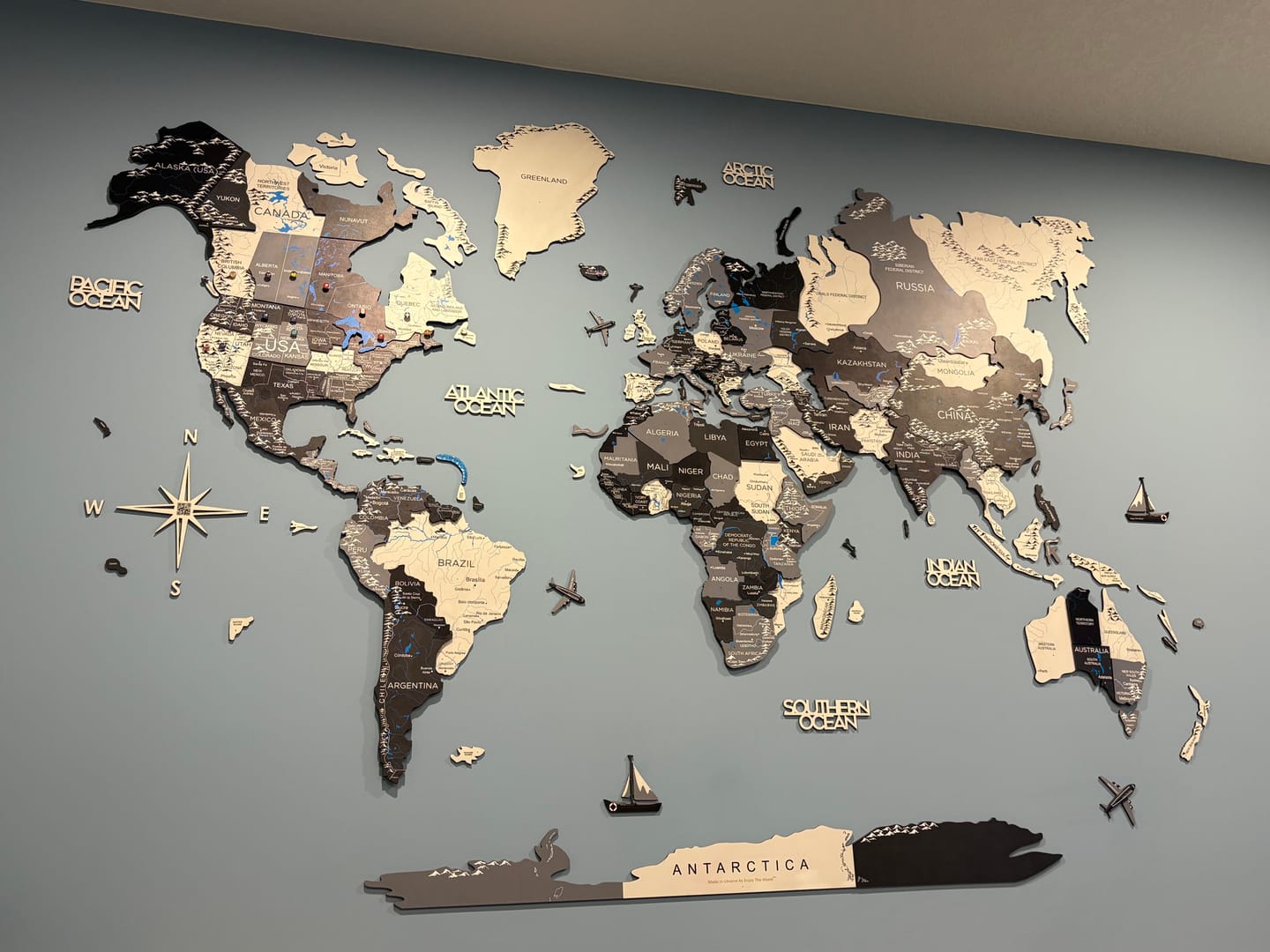 Customer photo review of 3D Wooden World Map Nordik