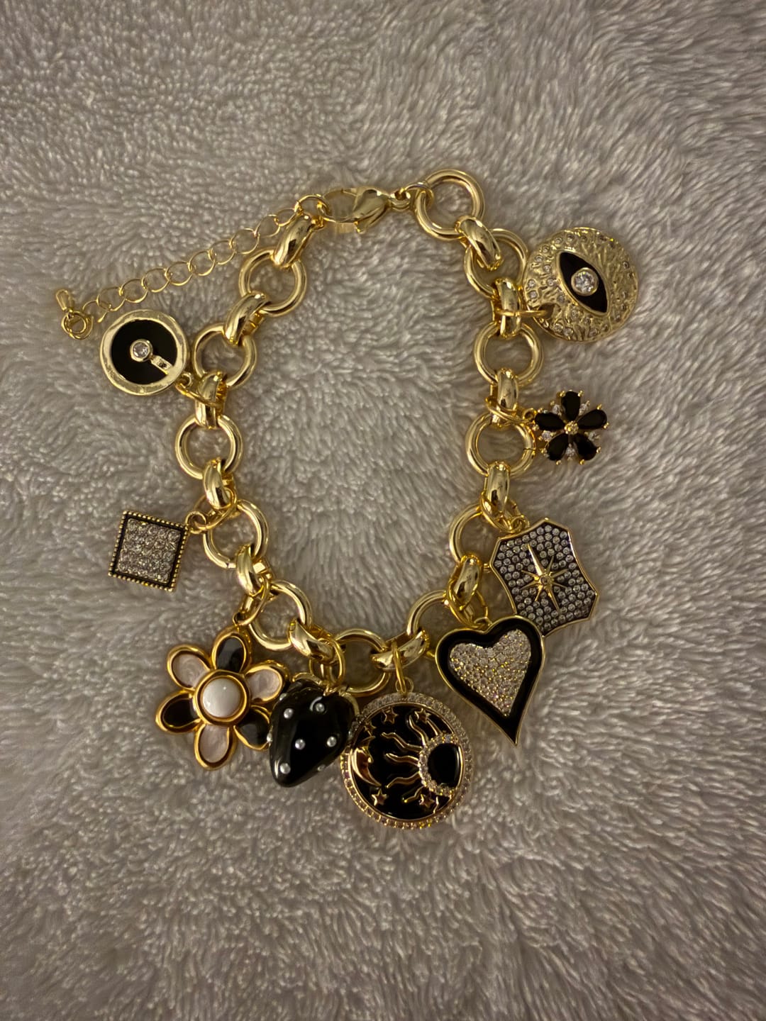 Customer photo review of Pick Your Charm TT LIVE (7 CHARM BUNDLE)
