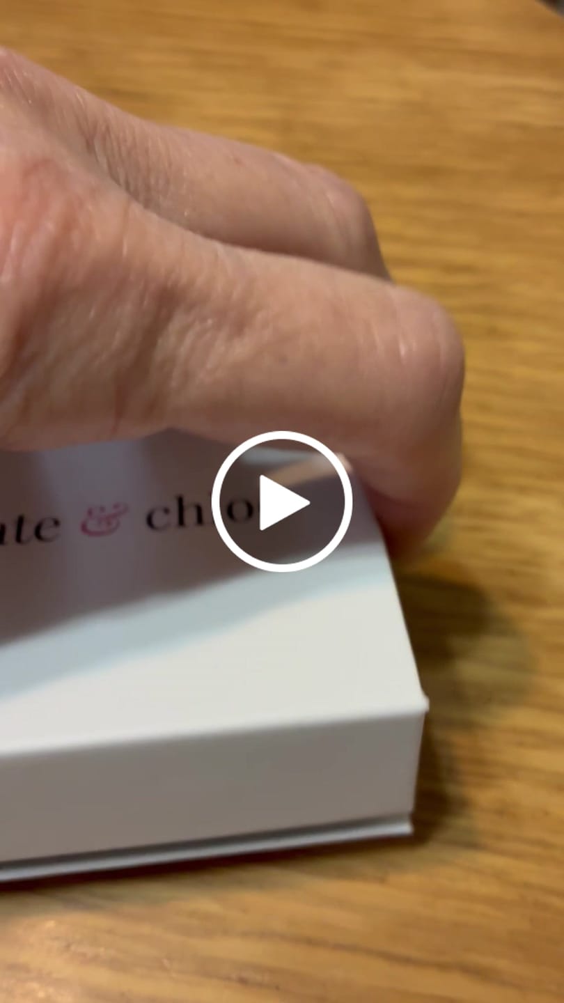 Customer video review of Kimberly 18k White Gold Plated Solitaire Stud Earrings with Swarovski Crystals