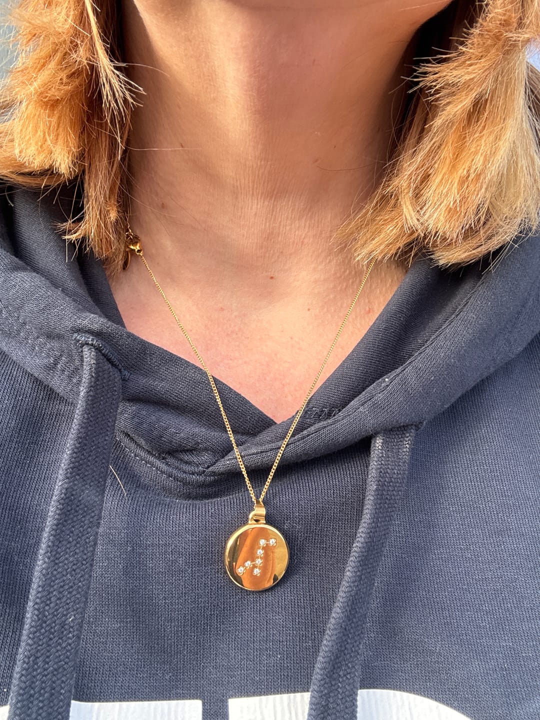 Customer photo review of Sternzeichen Halskette