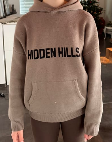 Customer photo review of KNIT HOODIE TAUPE