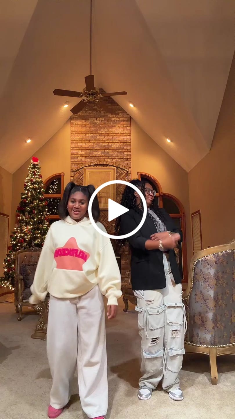 Customer video review of Aelfric Eden Vintage Embroidery Eden Star V303 Hoodie