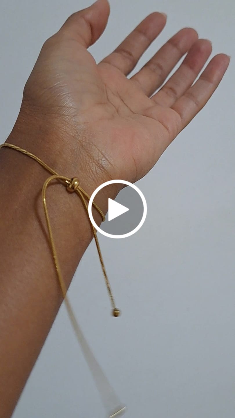 Customer video review of Pulseira Ajustável Fina Banhada em Ouro 18K