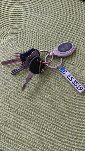 Customer photo review of Kennzeichen Schlüsselanhänger Mini Nummernschild Metall