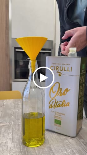 Customer video review of 1 lattina di olio extravergine Biologico • 5 Litri