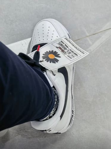 Customer photo review of Nike x G-Dragon Air Force 1 '07 'Para-Noise 2.0' DD3223-100
