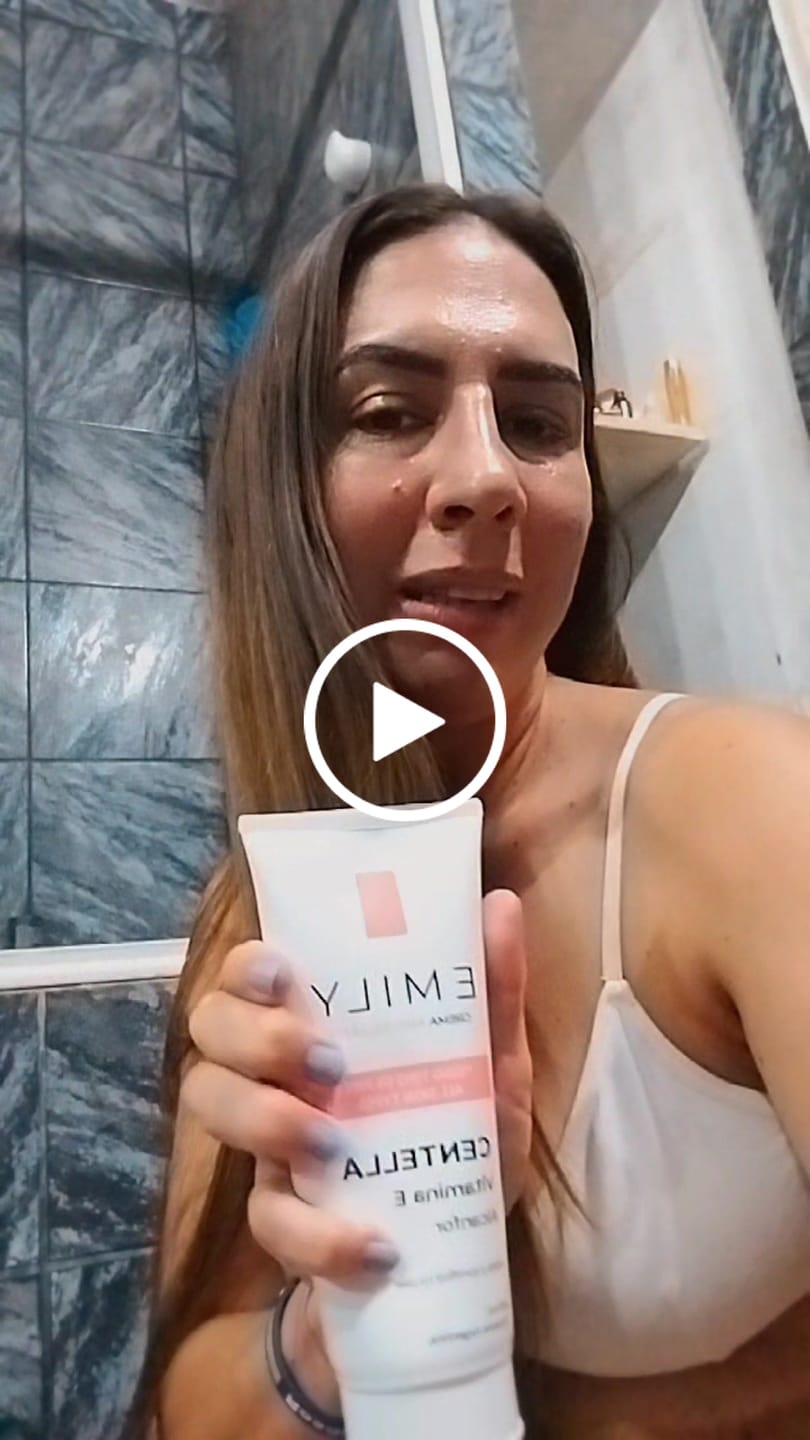 Customer video review of Crema para Celulitis EMILY 200ml🧴🦵 con Centella y Vitamina E