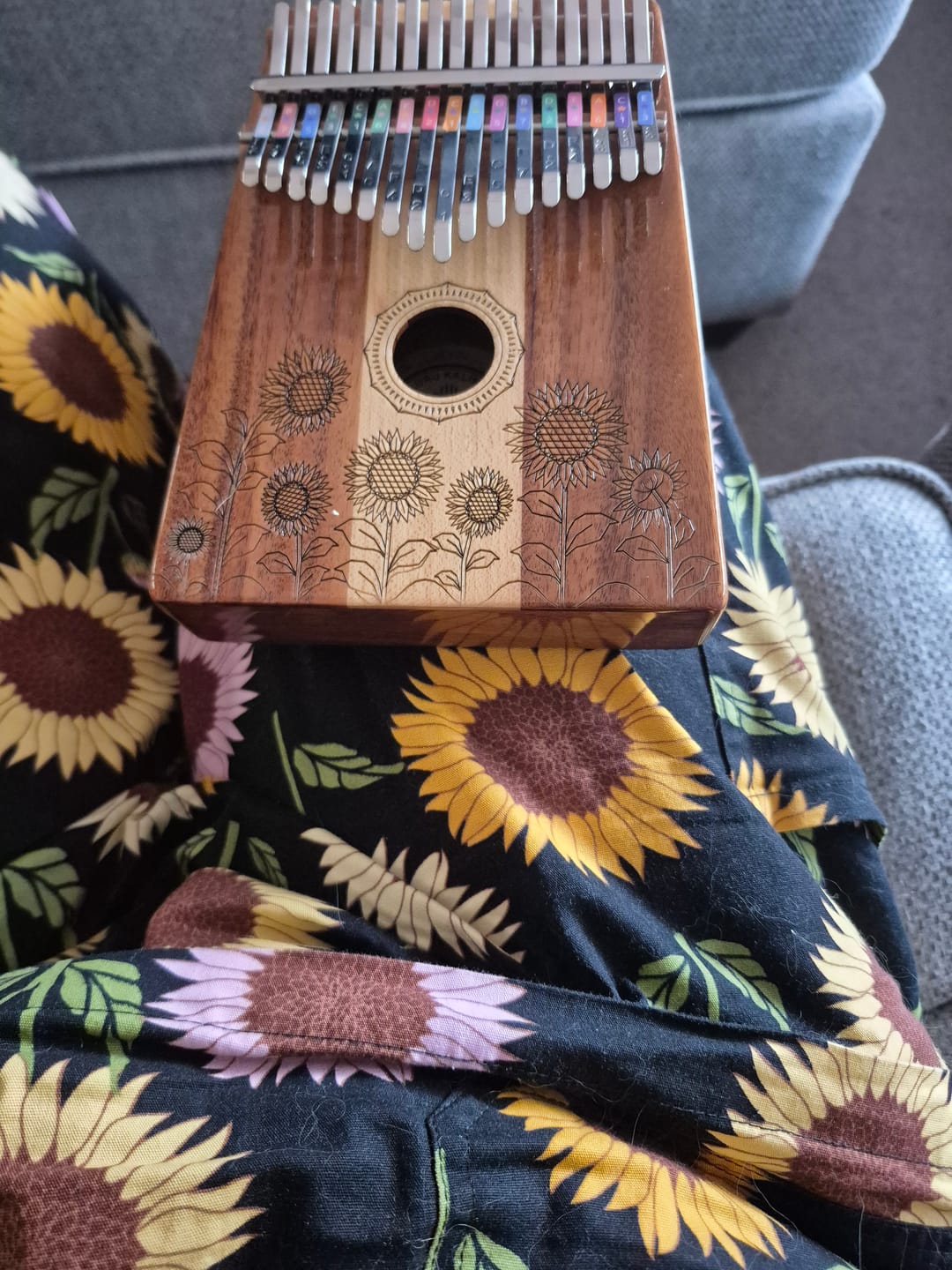 Customer photo review of Kalimba 17 Key Acacia Maple Hluru