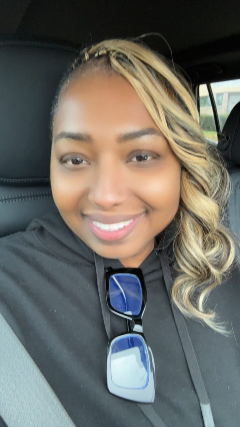 Customer photo review of #27 Honey Blonde Body Wave Human Crochet Hair