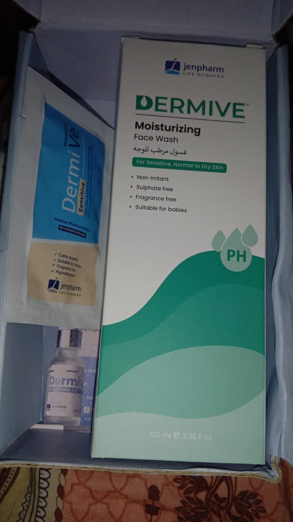 Customer photo review of Dermive Moisturizing Wash