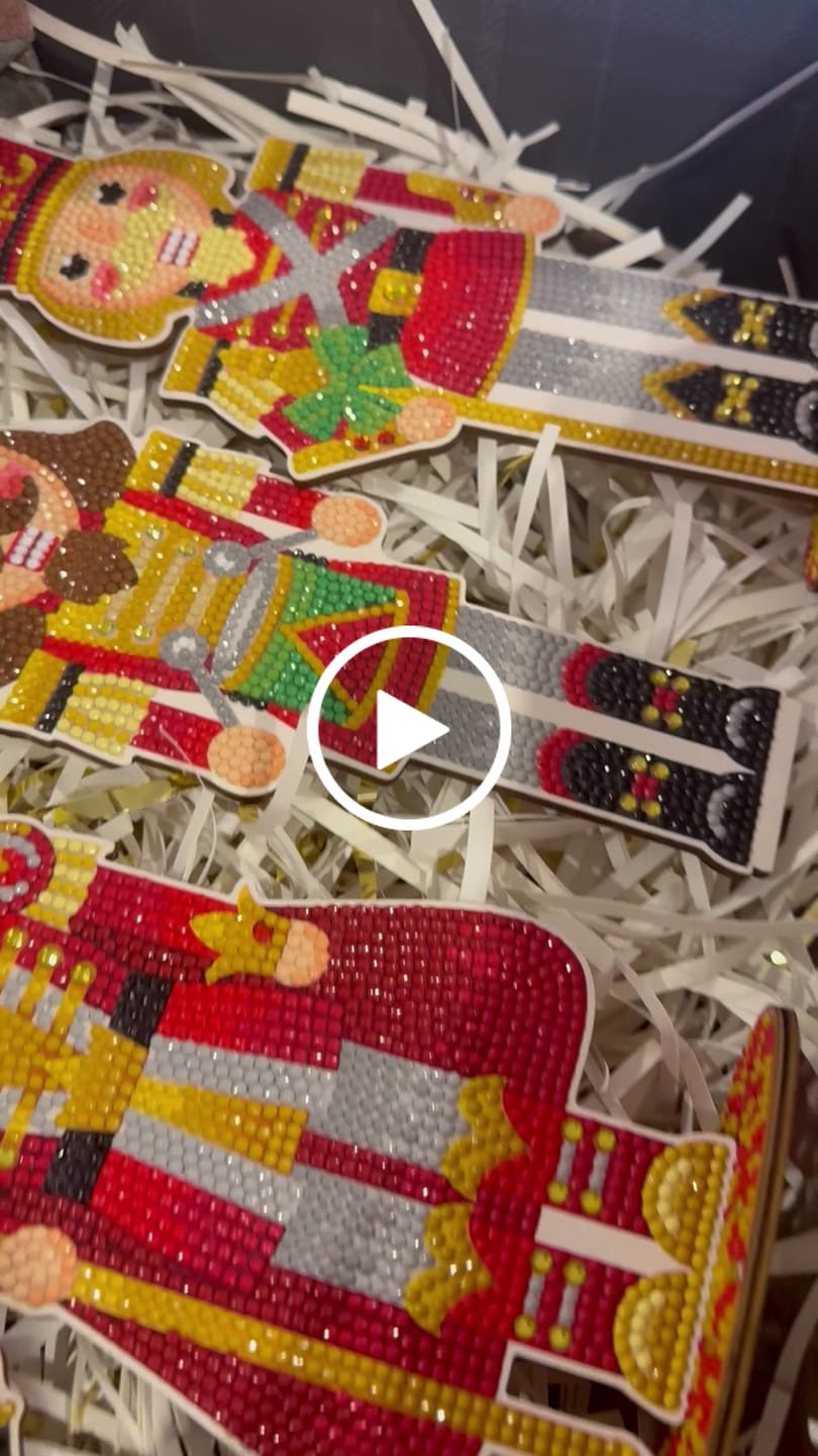 Customer video review of Traditional Crystal Art Wooden Nutcrackers Set of 4