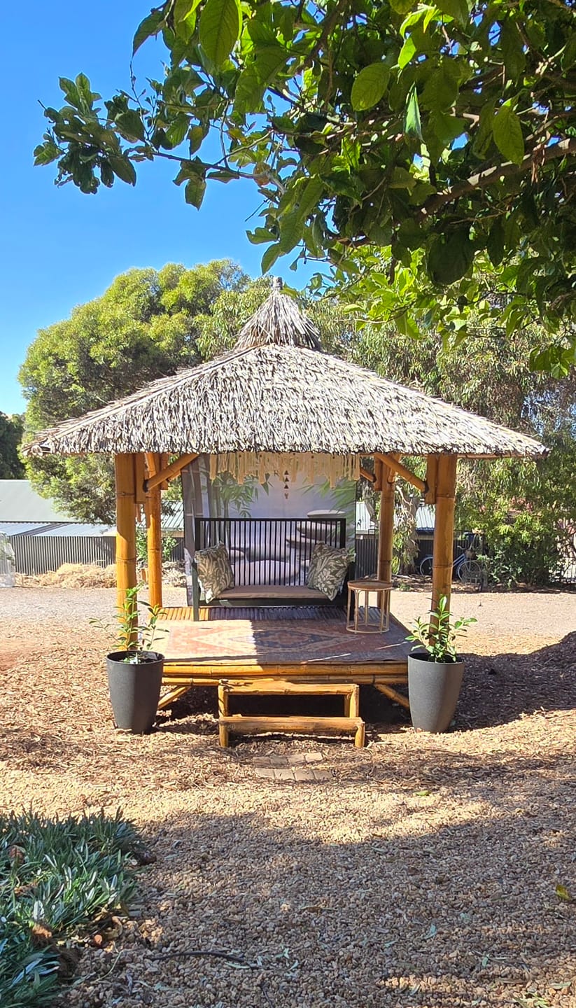 Customer photo review of Oasis Rattan Table Set