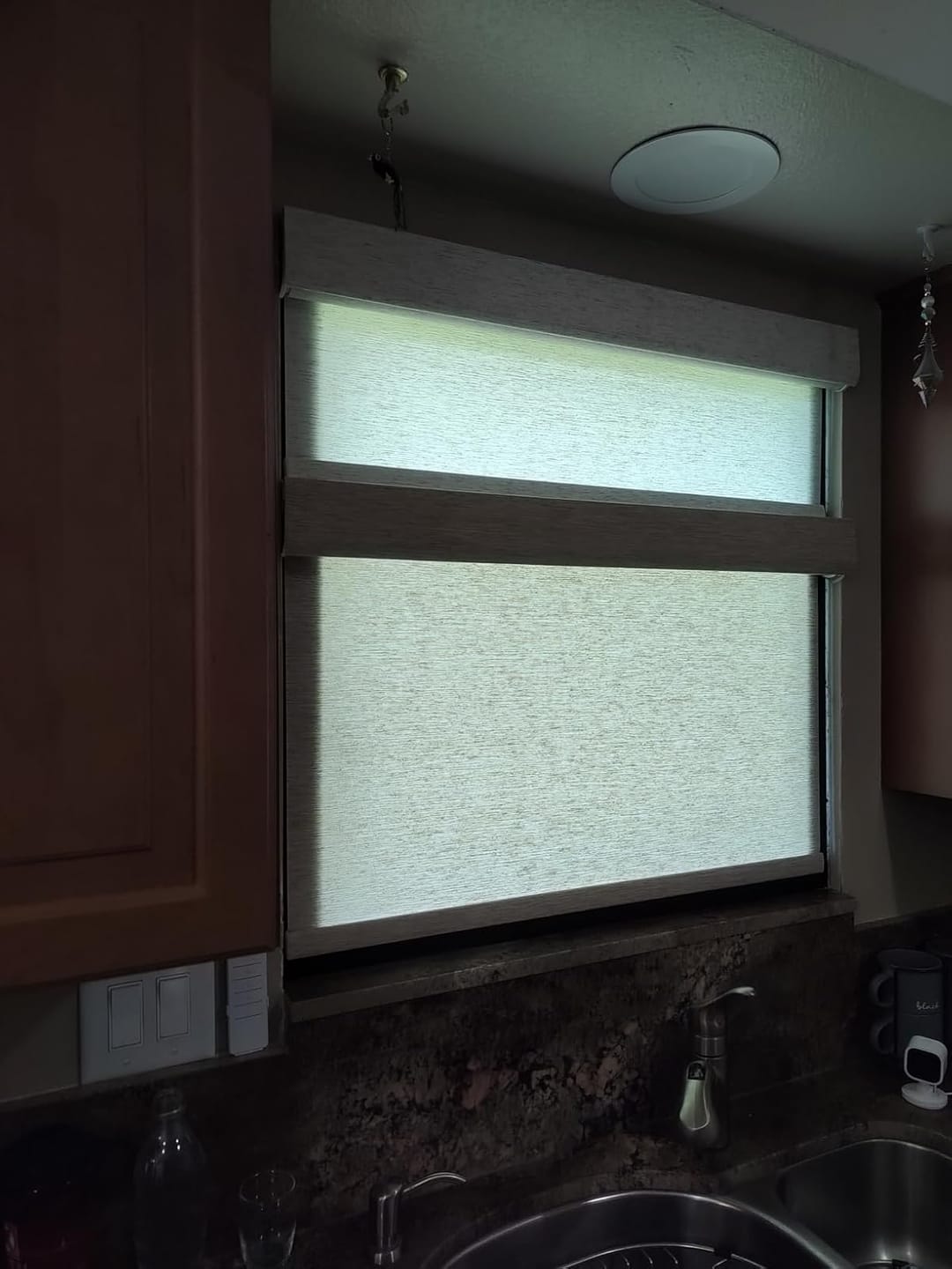 Customer photo review of Bringnox No Drill Motorized Roller Shades 70% Blackout Linen