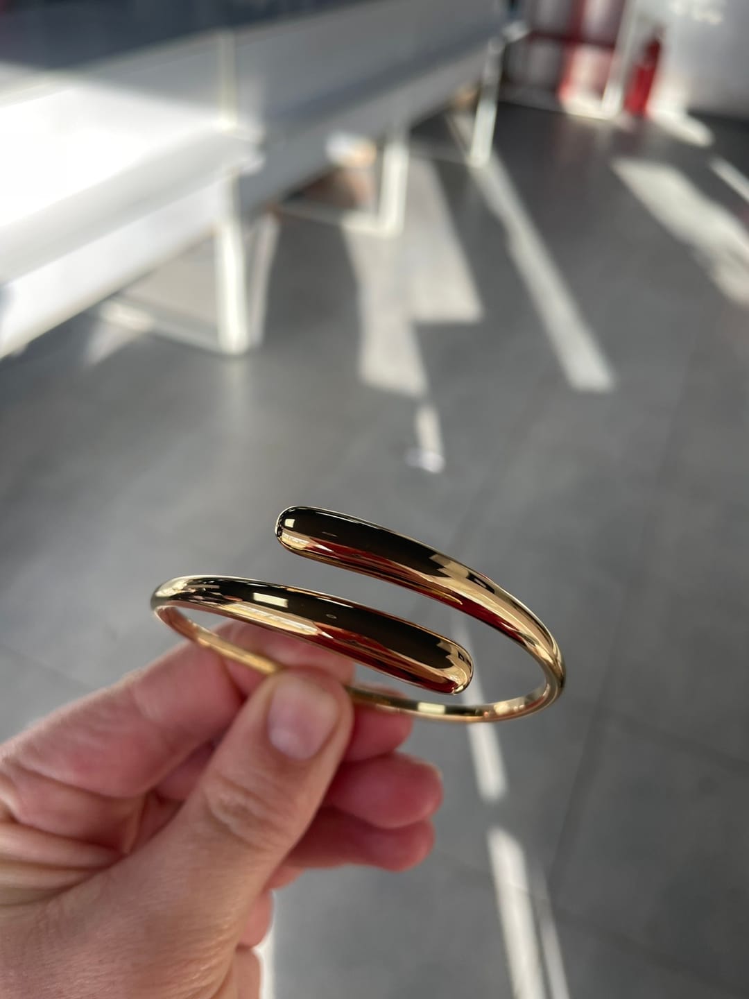 Customer photo review of Maggy Bracelet