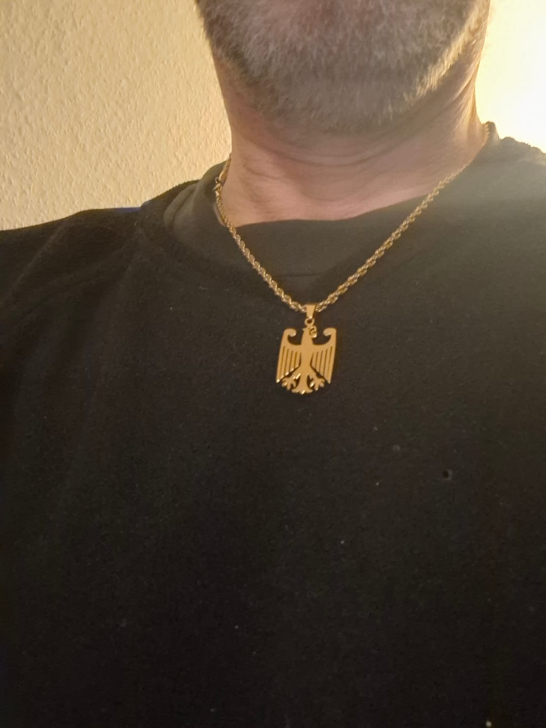 Customer photo review of Deutschland Adler Kette