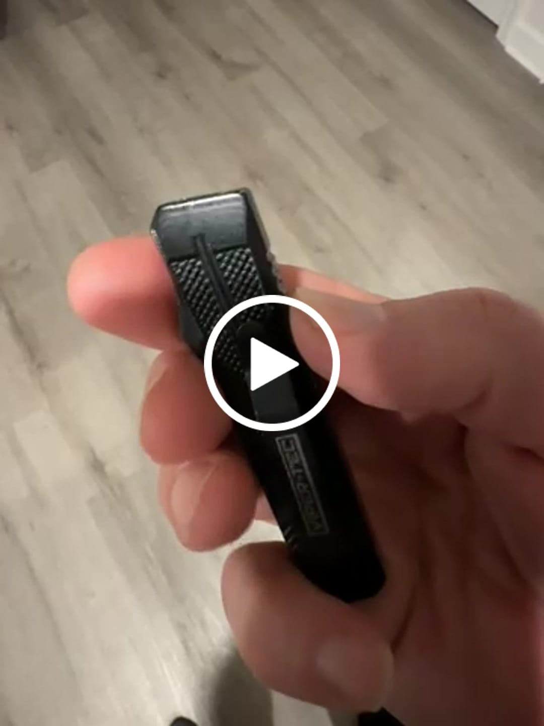 Customer video review of VT Mini Stinger OTF Knife