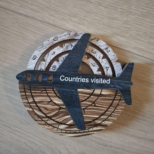 Customer photo review of Travel Tracker 3D Wooden World Map
