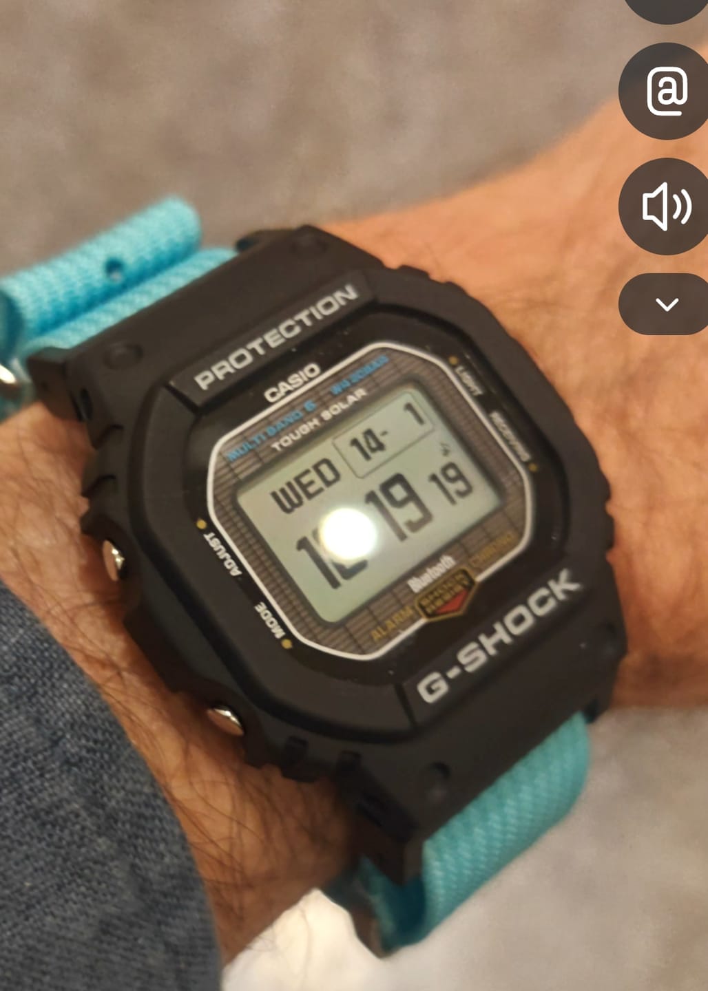 Customer photo review of Kennett 22MM Ribbed Nylon Fabric Watch Straps