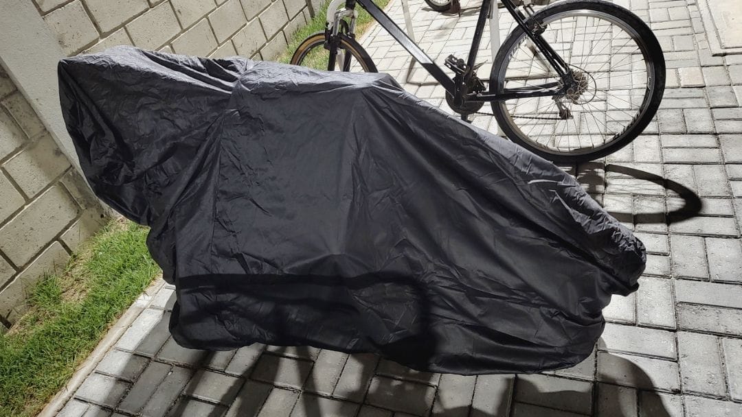 Customer photo review of Capa para Bicicleta Impermeável com Proteção Uv - Tamanho Universal