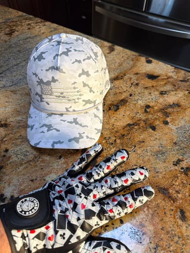 Customer photo review of Plundering Pirate Glove Black