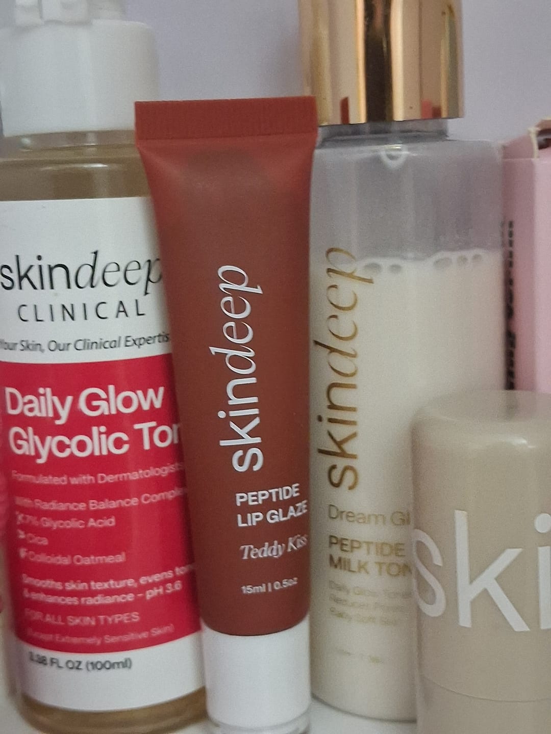 Customer photo review of Peptide Lip Glaze Set