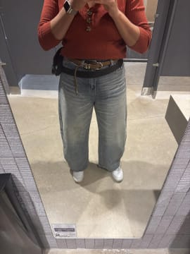 Customer photo review of Aelfric Eden Baggy Barrel Washed Jeans