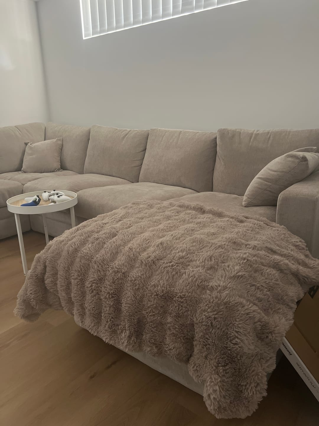 Customer photo review of Nordic Cozy Blanket