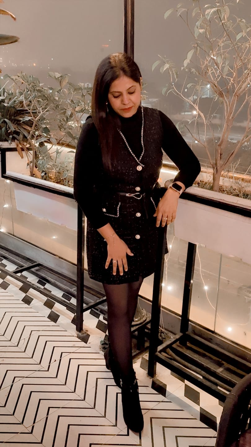Customer photo review of Lola Set of Top and Woolen Tweed Dress