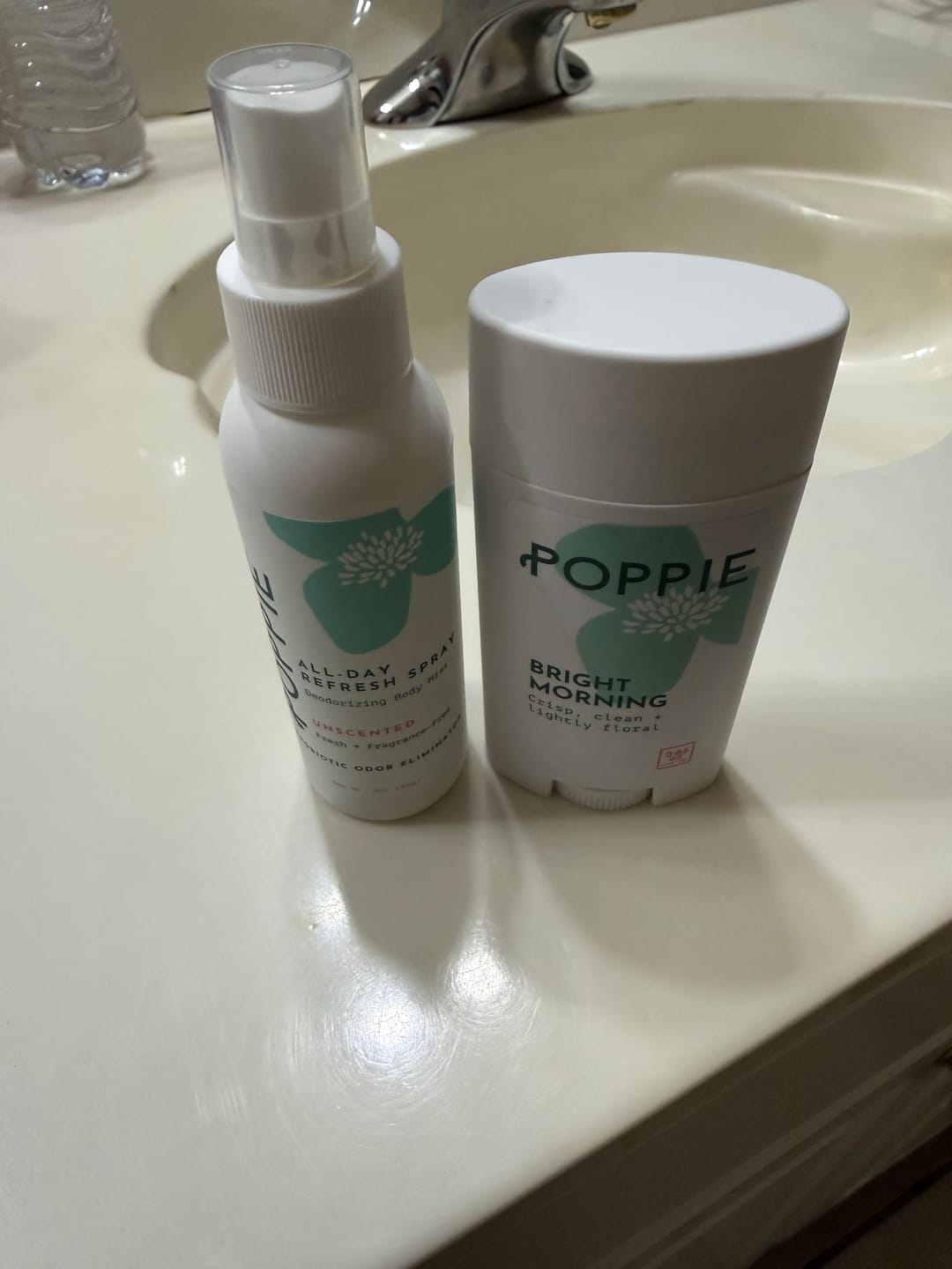 Customer photo review of All-Day Refresh Spray