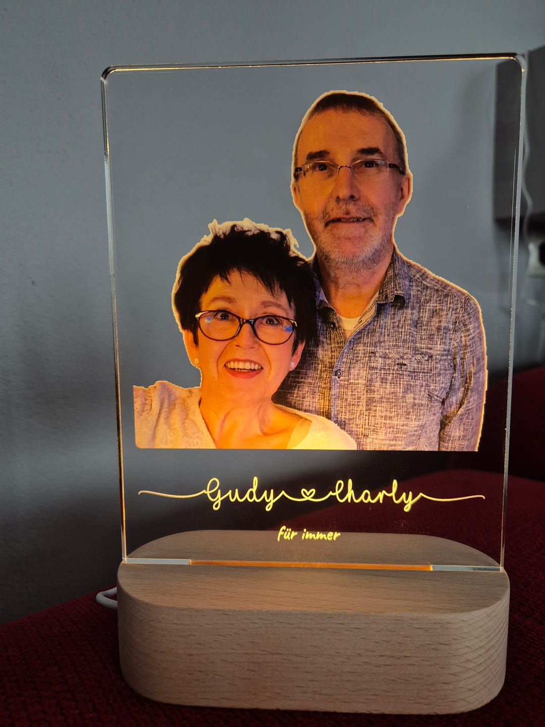 Customer photo review of Euer Liebeslicht mit Foto (eckig)