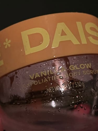 Customer photo review of Vanilla Glow Exfoliating Body Scrub