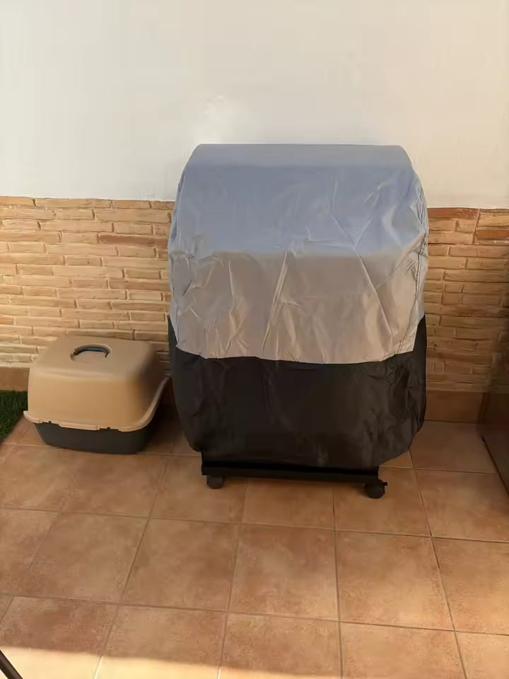 Customer photo review of Capa Impermeável para Churrasqueira Resistente Proteção UV