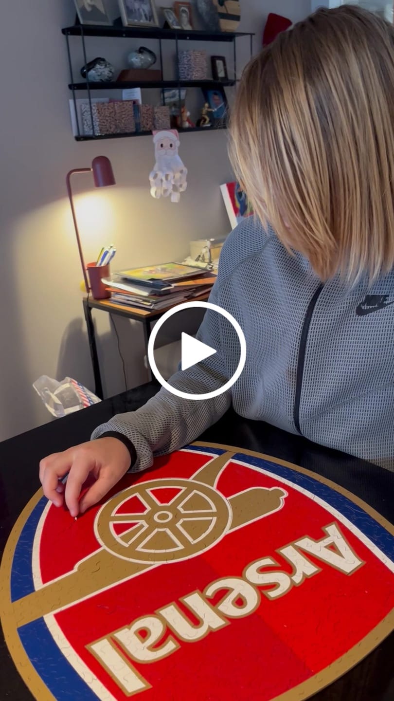 Customer video review of Arsenal FC® Logo - Wooden Puzzle