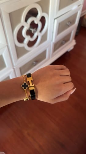Customer photo review of Clover Charm Bracelet