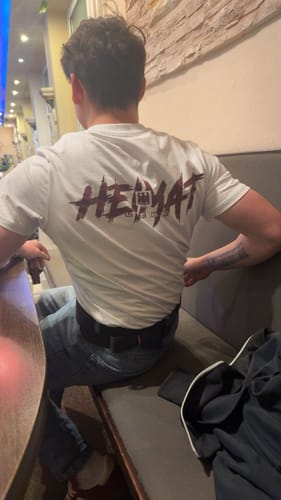 Customer photo review of Shirt - Heimatliebe - White Burgundy