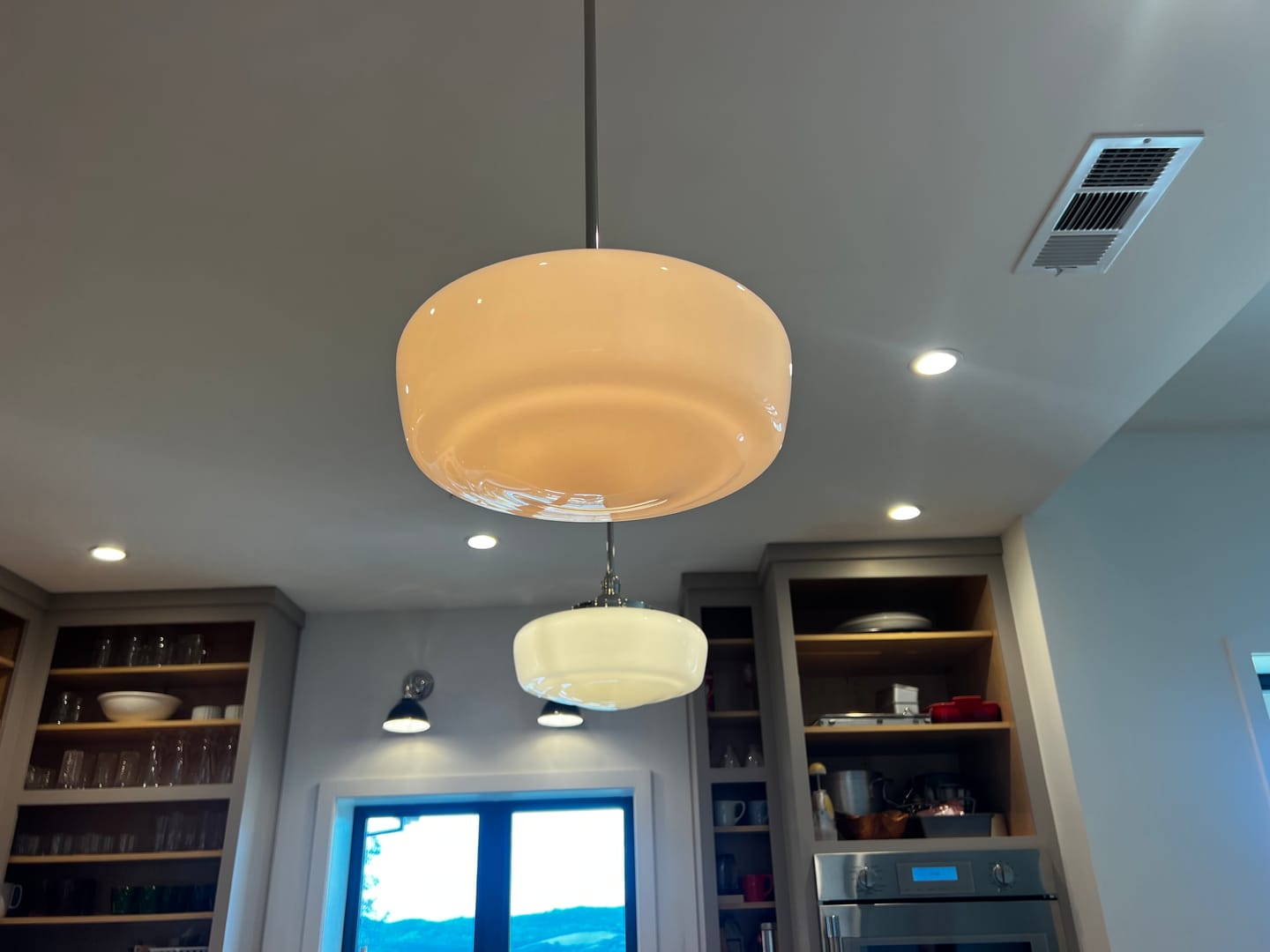 Customer photo review of Nostalgic Globe G25 Vintage Light Bulb 60 Watt