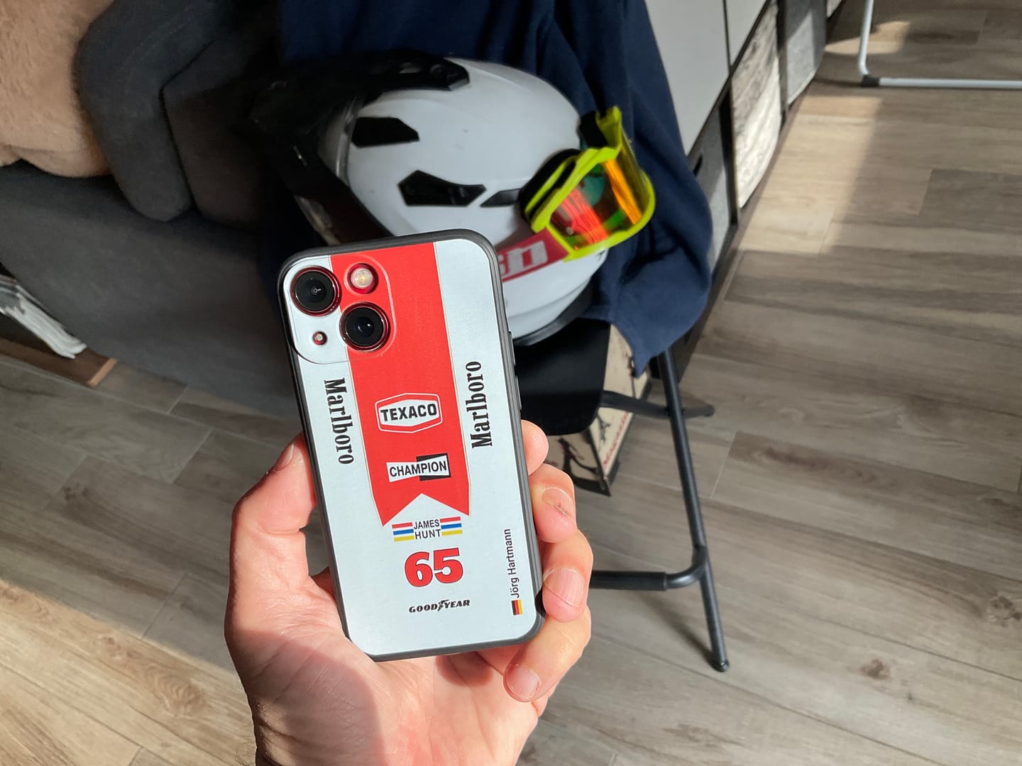Customer photo review of James Hunt McLaren M23 Livery - Individuelle Handyhülle für iPhone