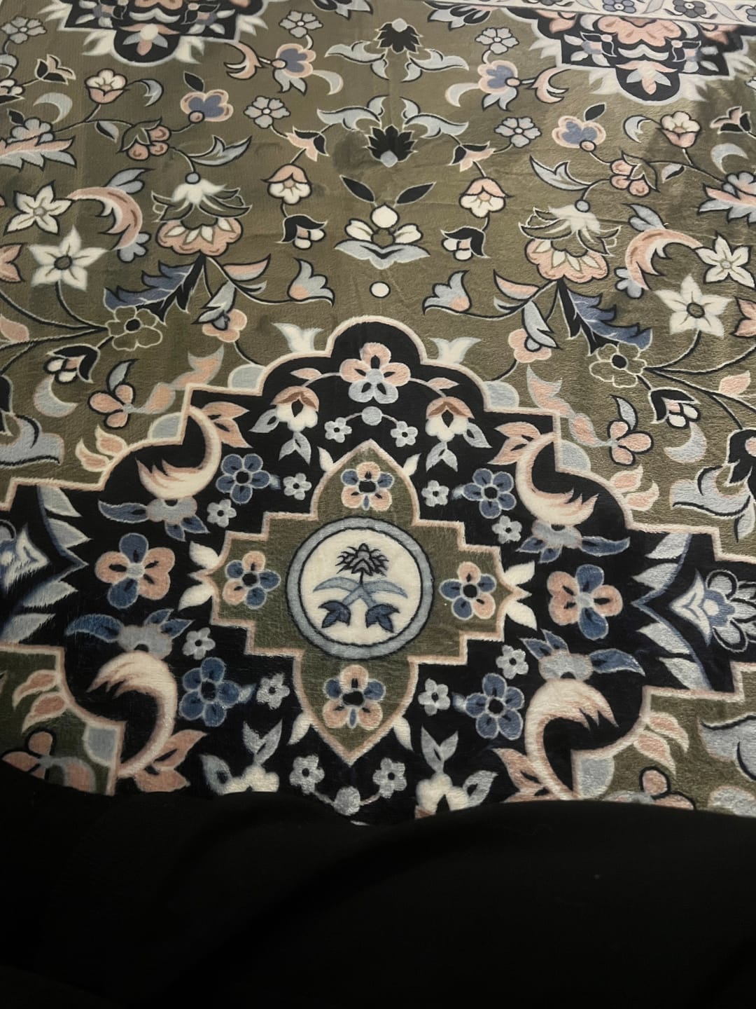 Customer photo review of Masjid-e-Nabawi Mosque Padded Prayer Mat