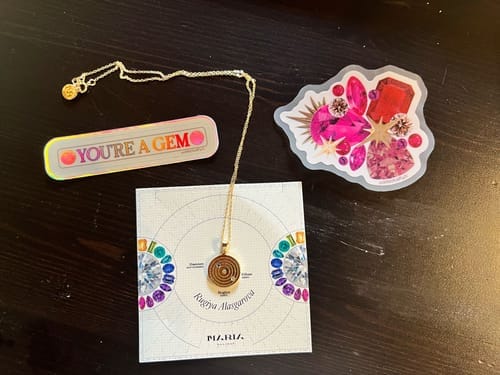 Customer photo review of Cadena 'My Universe'
