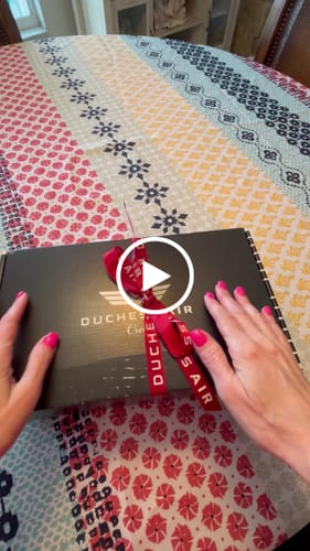 Customer video review of Concourse Queen