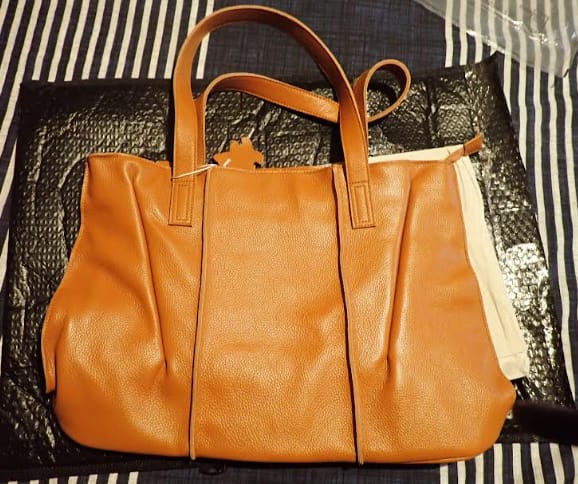 Customer photo review of Sac Cabas Cuir Souple Grand Format – Modèle Sofia