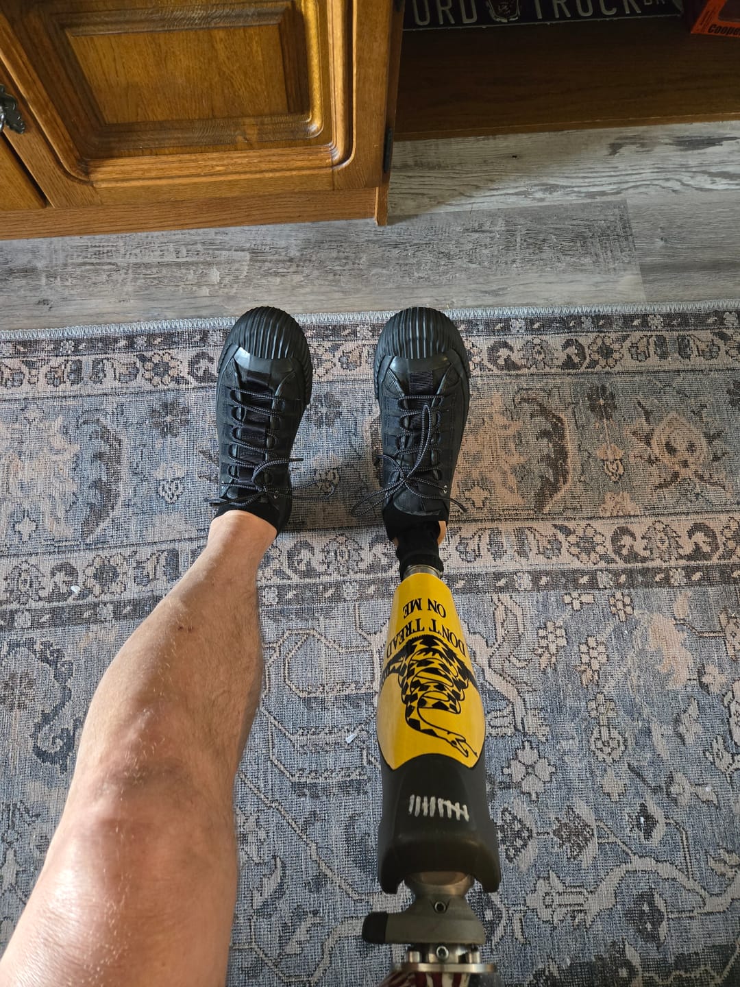 Customer photo review of Grounder Low-Top Black/Black