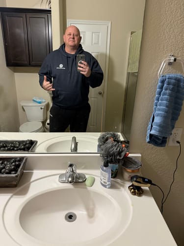 Customer photo review of Independent Midweight Hooded Sweatshirt - SS4500